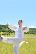 Why Knees Become Stiff After Sitting? 5-Minute Tai Chi Moves for Morning Knee Tightness in Adults 40+